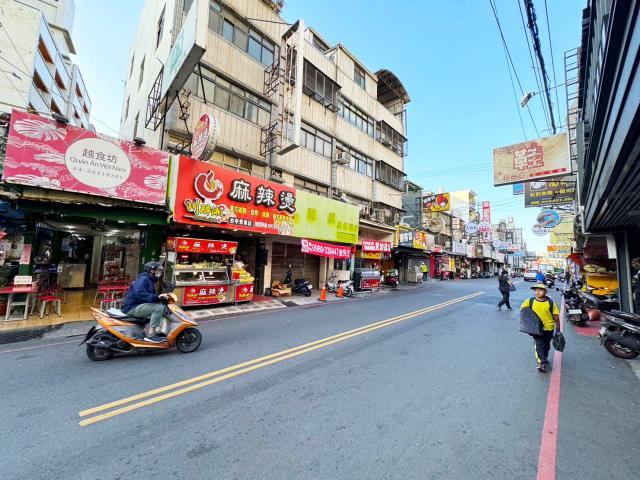 台中龍井店面-0