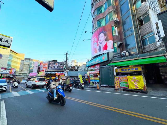 台中龍井店面-7