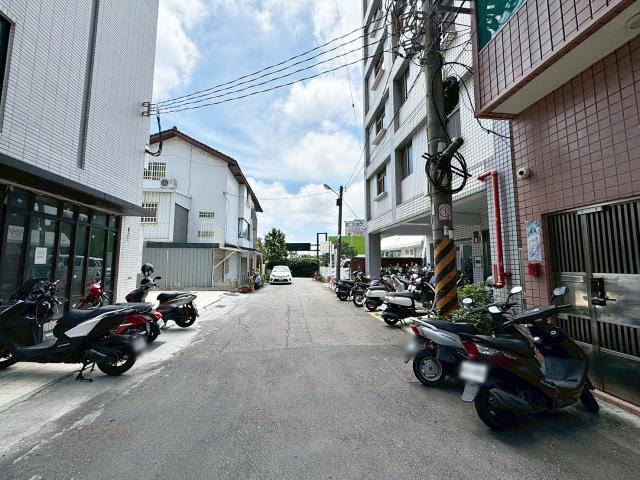 台中龍井透天-1
