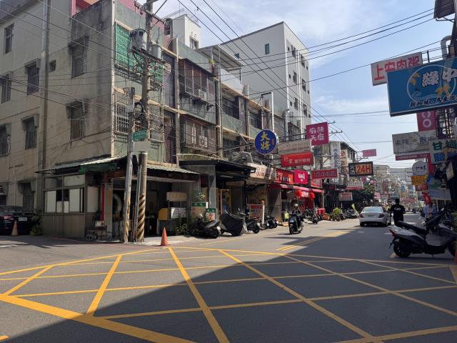 台中龍井透天-1